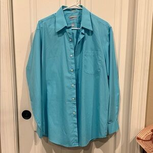 Van Heusen Turquoise Button-Down Shirt
